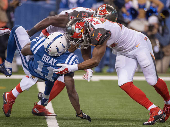 helmet-to-helmet-hit-nfl-bucs-colts.jpg